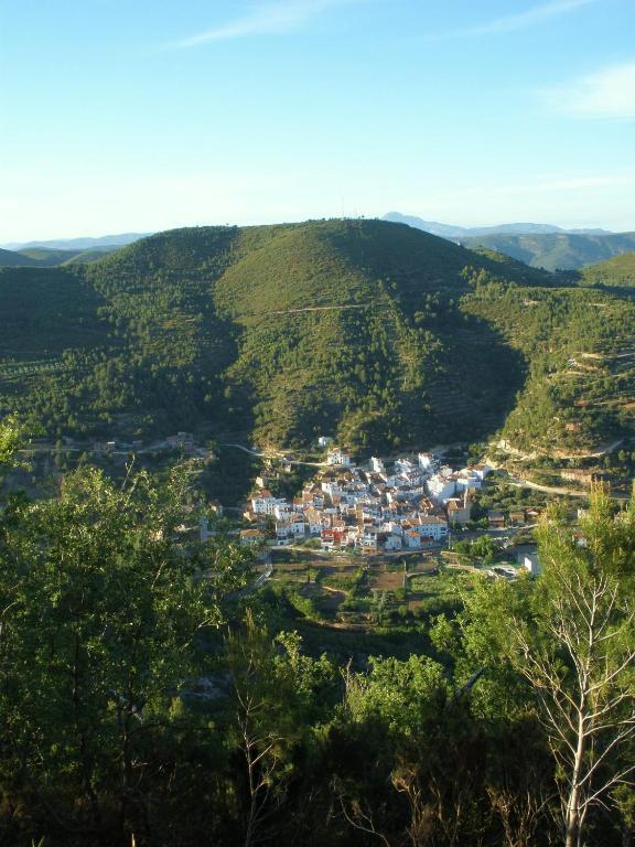 Hotel Restaurante Vinas Viejas Fuentes de Ayódar 외부 사진