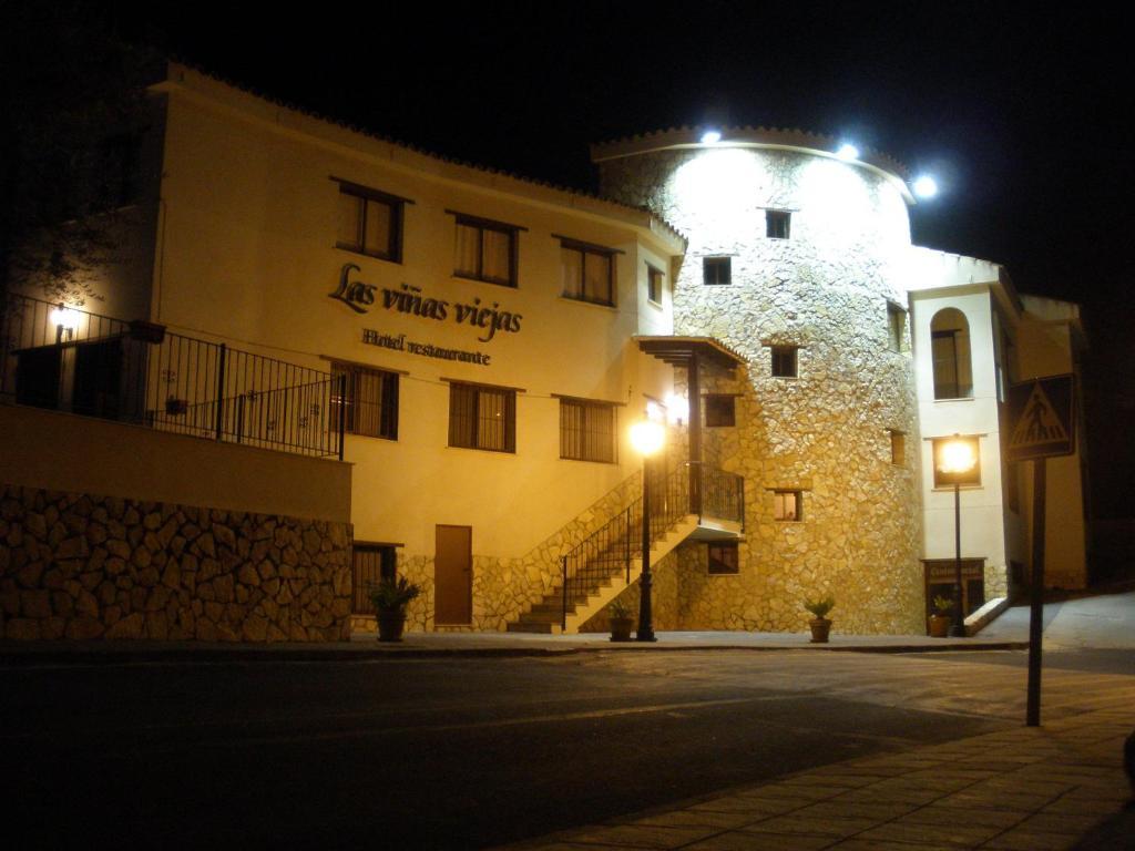 Hotel Restaurante Vinas Viejas Fuentes de Ayódar 외부 사진