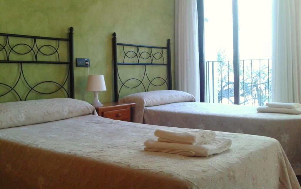 Hotel Restaurante Vinas Viejas Fuentes de Ayódar 객실 사진