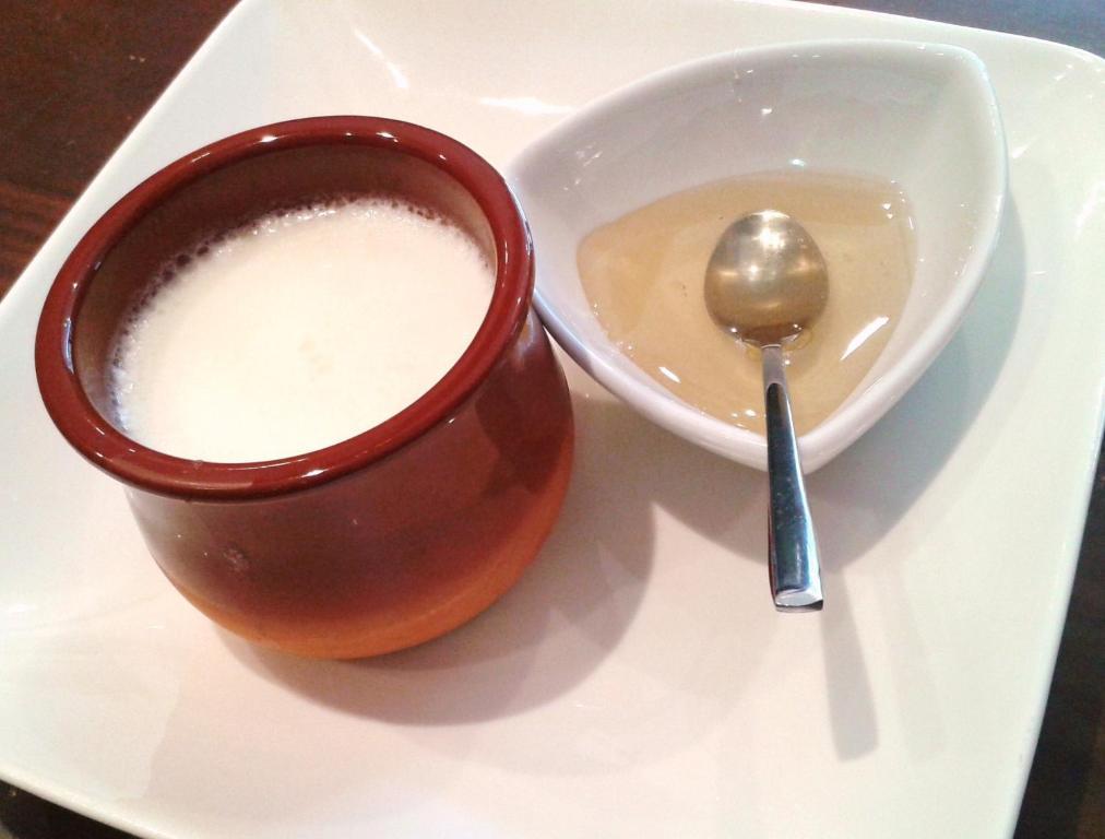 Hotel Restaurante Vinas Viejas Fuentes de Ayódar 외부 사진