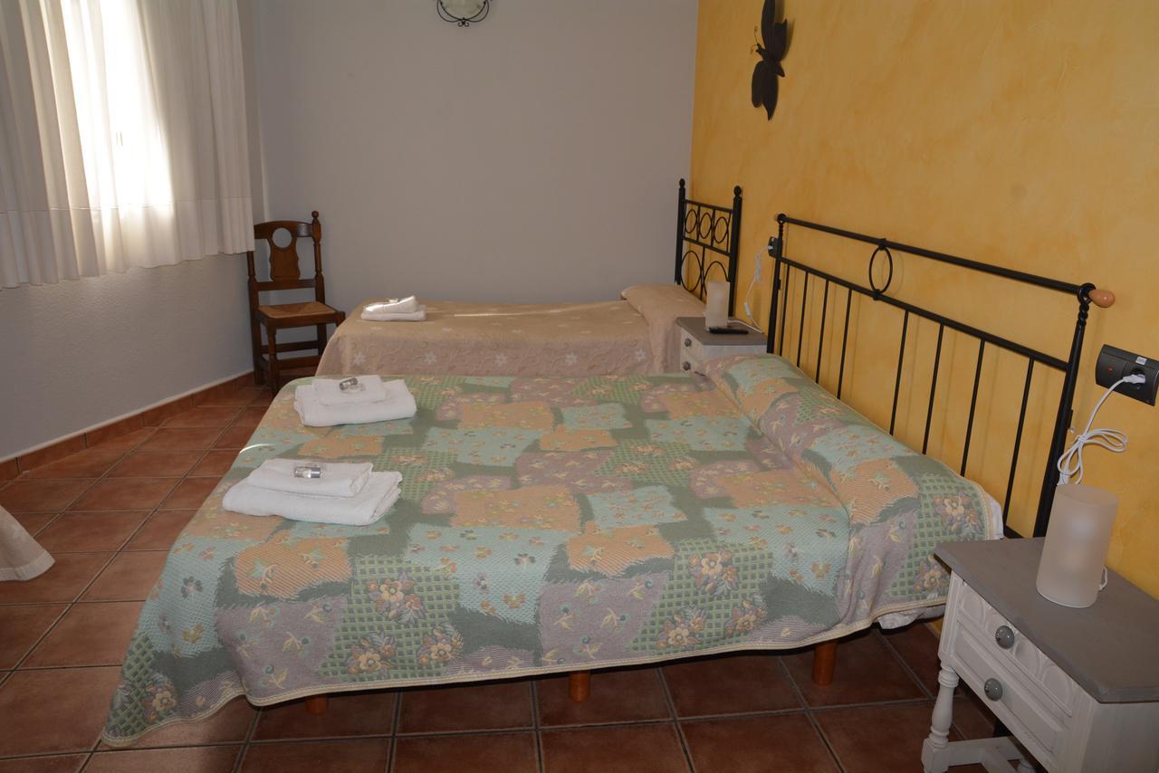 Hotel Restaurante Vinas Viejas Fuentes de Ayódar 외부 사진